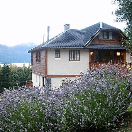 Arelauquen Bungalows & Suites Сан-Карлос-де-Барилоче Экстерьер фото