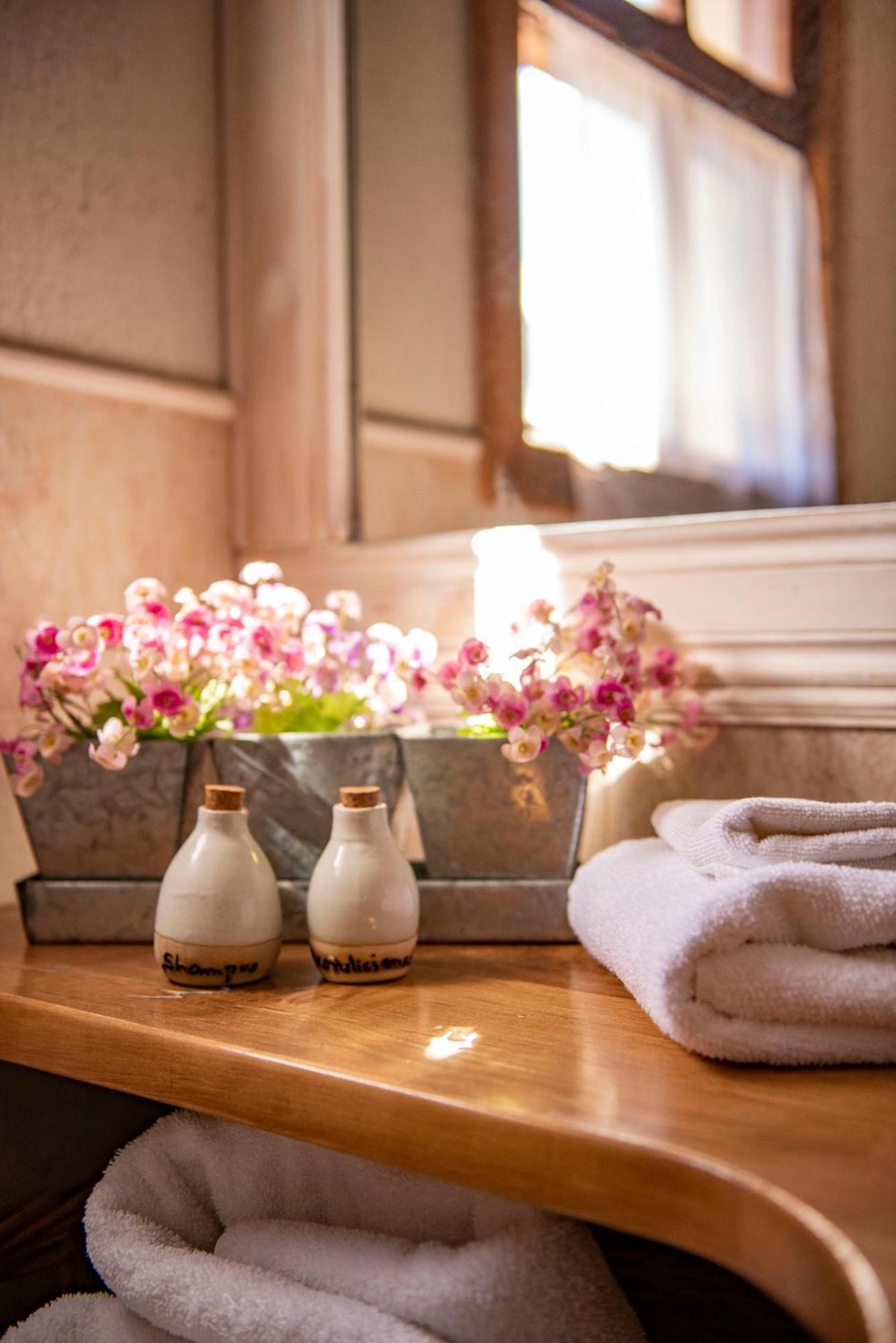 Arelauquen Bungalows & Suites Сан-Карлос-де-Барилоче Экстерьер фото
