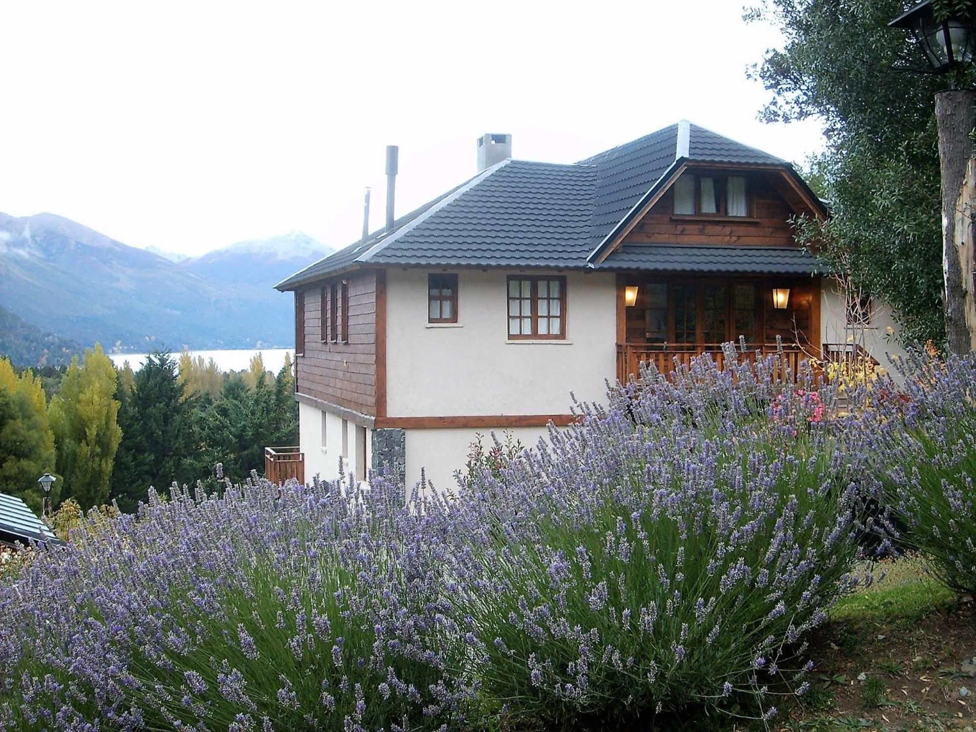 Arelauquen Bungalows & Suites Сан-Карлос-де-Барилоче Экстерьер фото